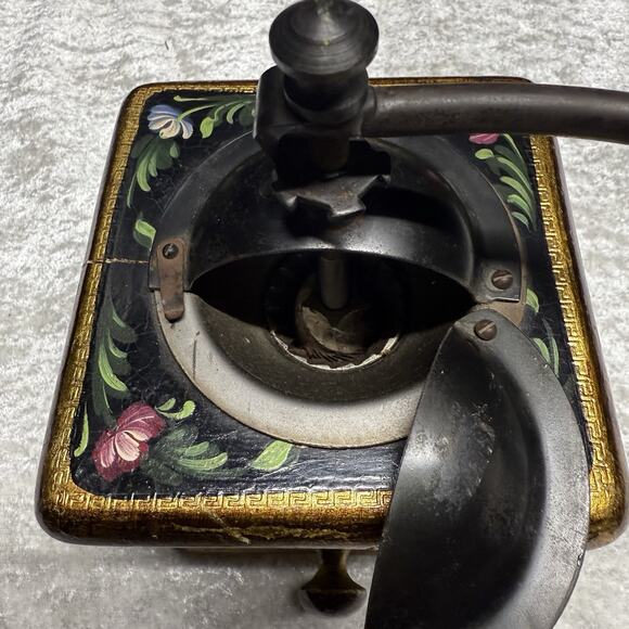Vintage Hand Crank COFFEE MILL GRINDER Farm Primitive Hand Painted cottage core - Picture 3 of 14